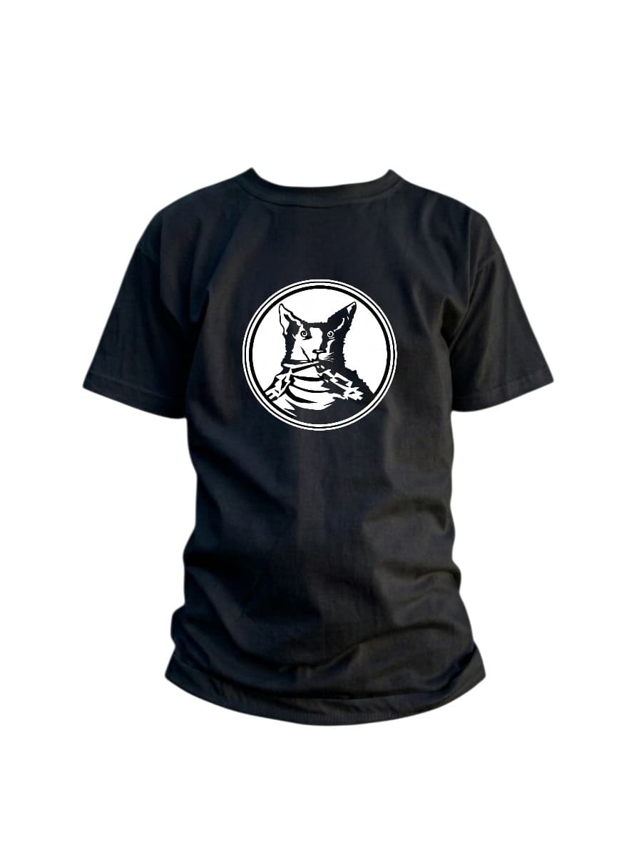 Remera Lobo suelto cordero atado