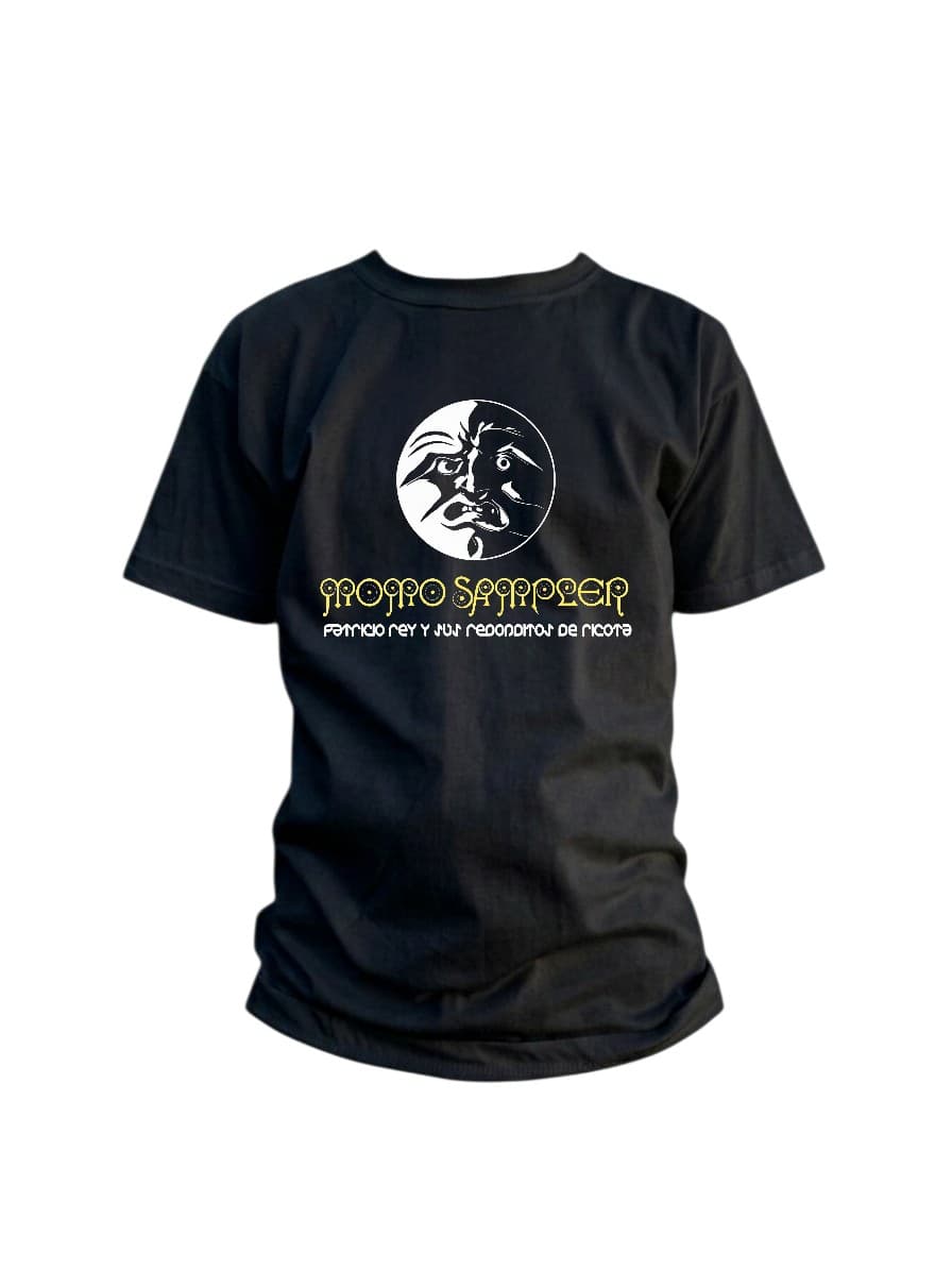 Remera Momo Sampler